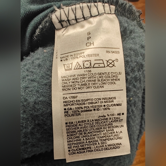 Old Navy Sherpa Pullover - Picture 4 of 4